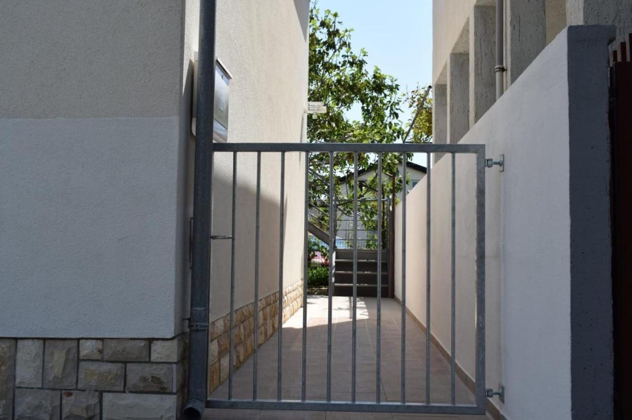 Apartmani Veronika Nin Εξωτερικό φωτογραφία