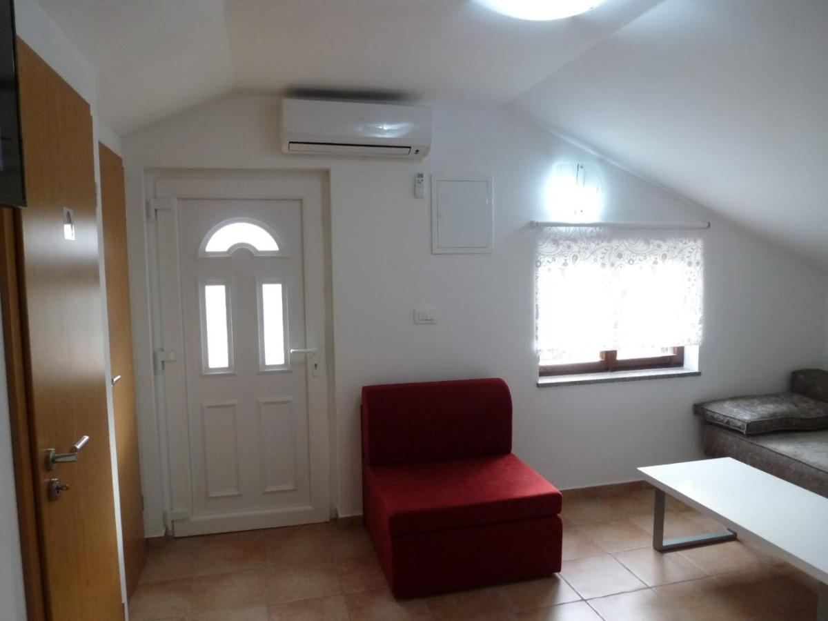 Apartmani Veronika Nin Εξωτερικό φωτογραφία